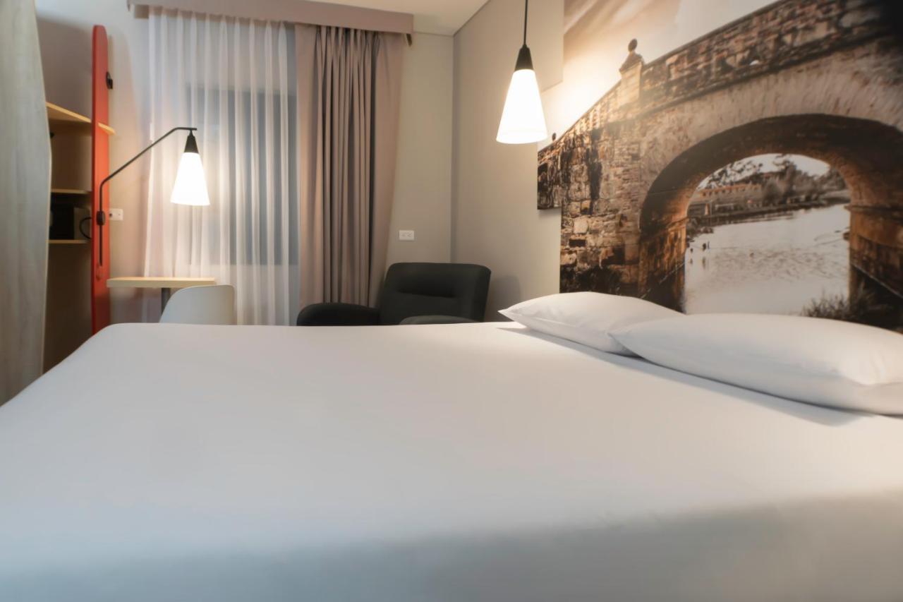 ホテル Ibis Chía エクステリア 写真