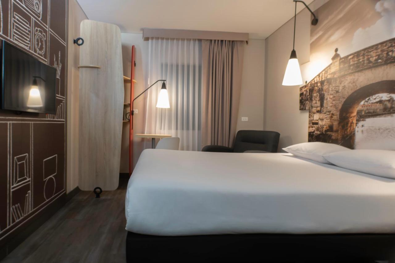 ホテル Ibis Chía エクステリア 写真