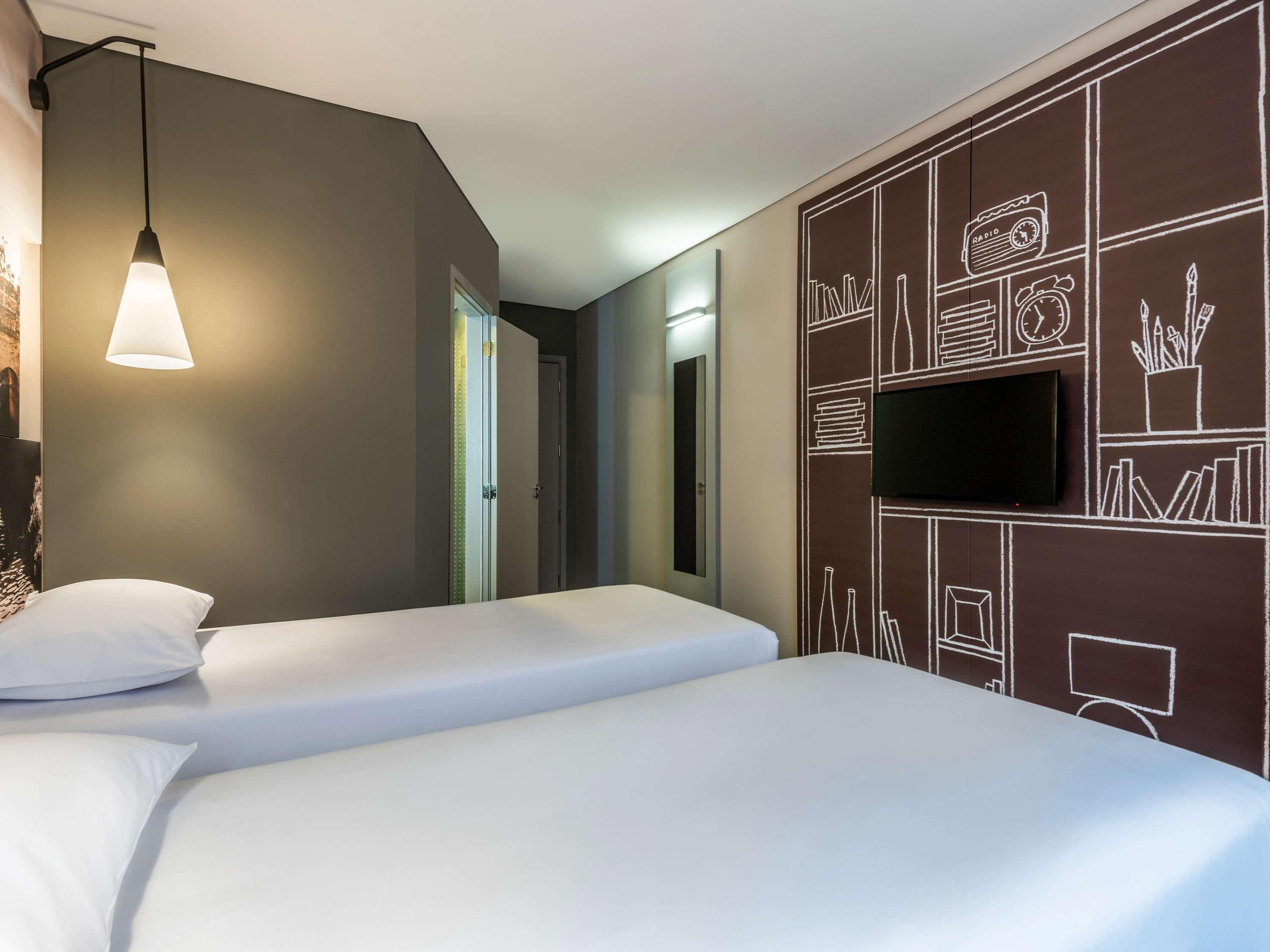ホテル Ibis Chía エクステリア 写真