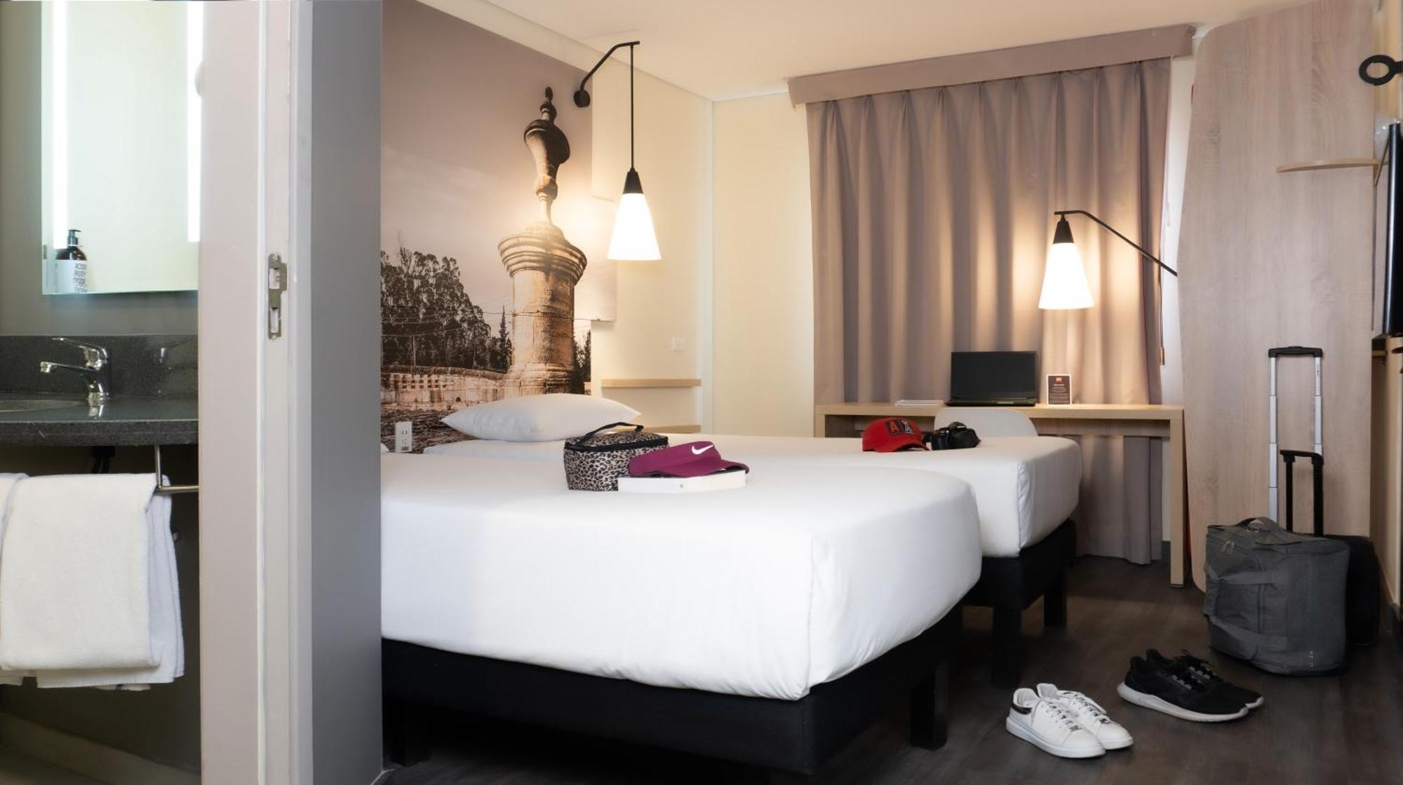 ホテル Ibis Chía エクステリア 写真